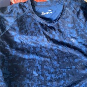 Men’s workout shirt